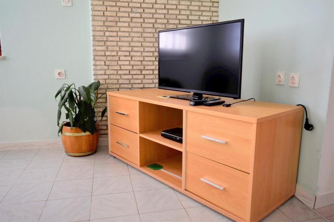 Zoro Apartments Palit Exterior photo
